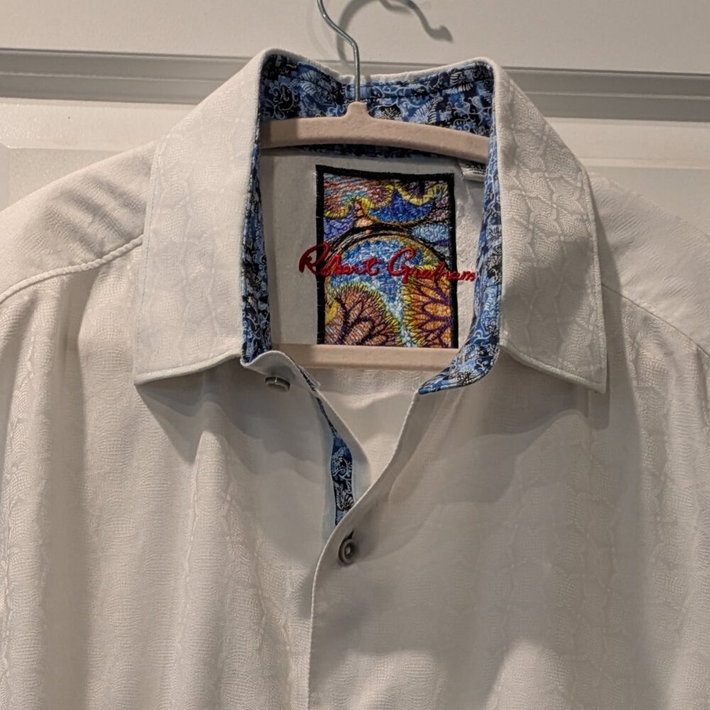 Robert Graham long sleeve white dress shirt with blue pattern collar and cuffs